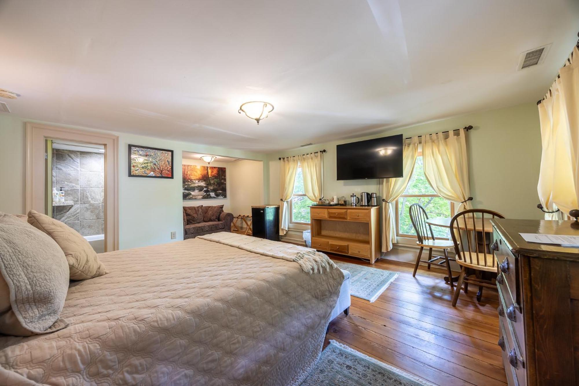 Bliss Point Farm And B&B, Llc Earlysville ภายนอก รูปภาพ